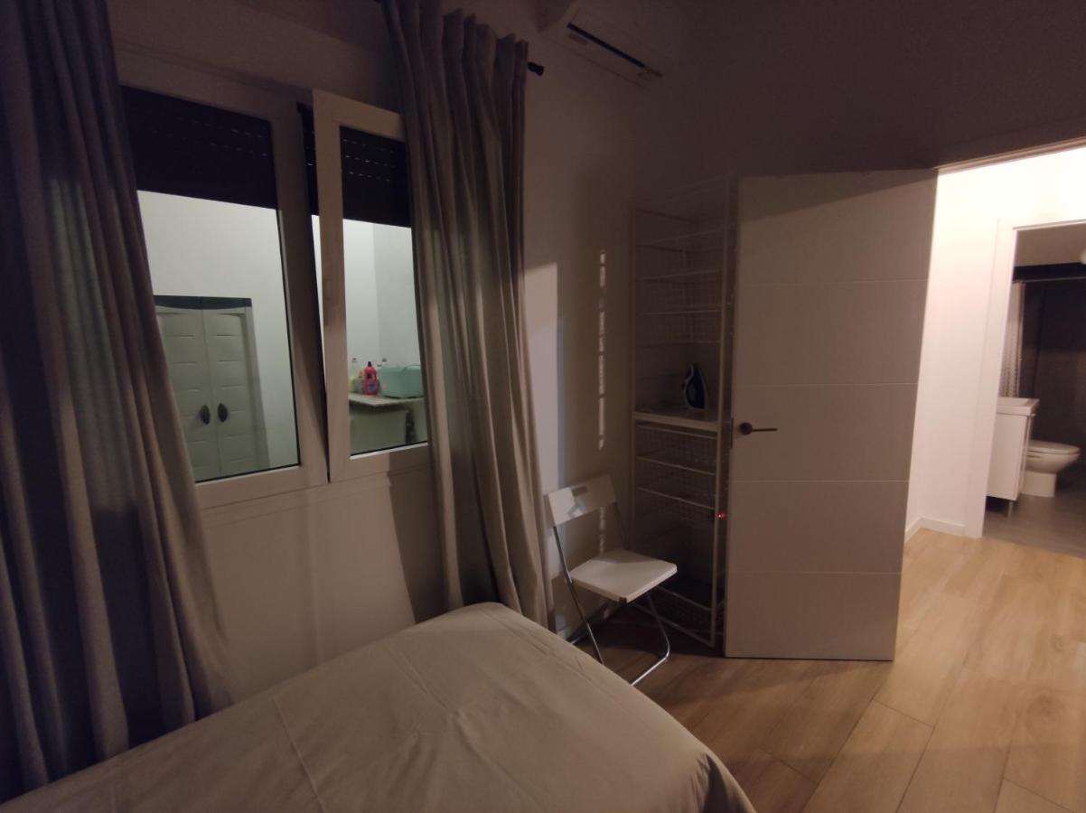 Bajo Luminoso En Barrio De Nervion Apartman Sevilla Kültér fotó