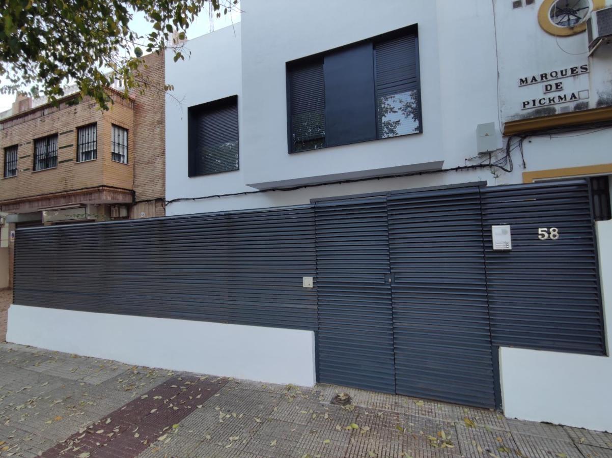 Bajo Luminoso En Barrio De Nervion Apartman Sevilla Kültér fotó